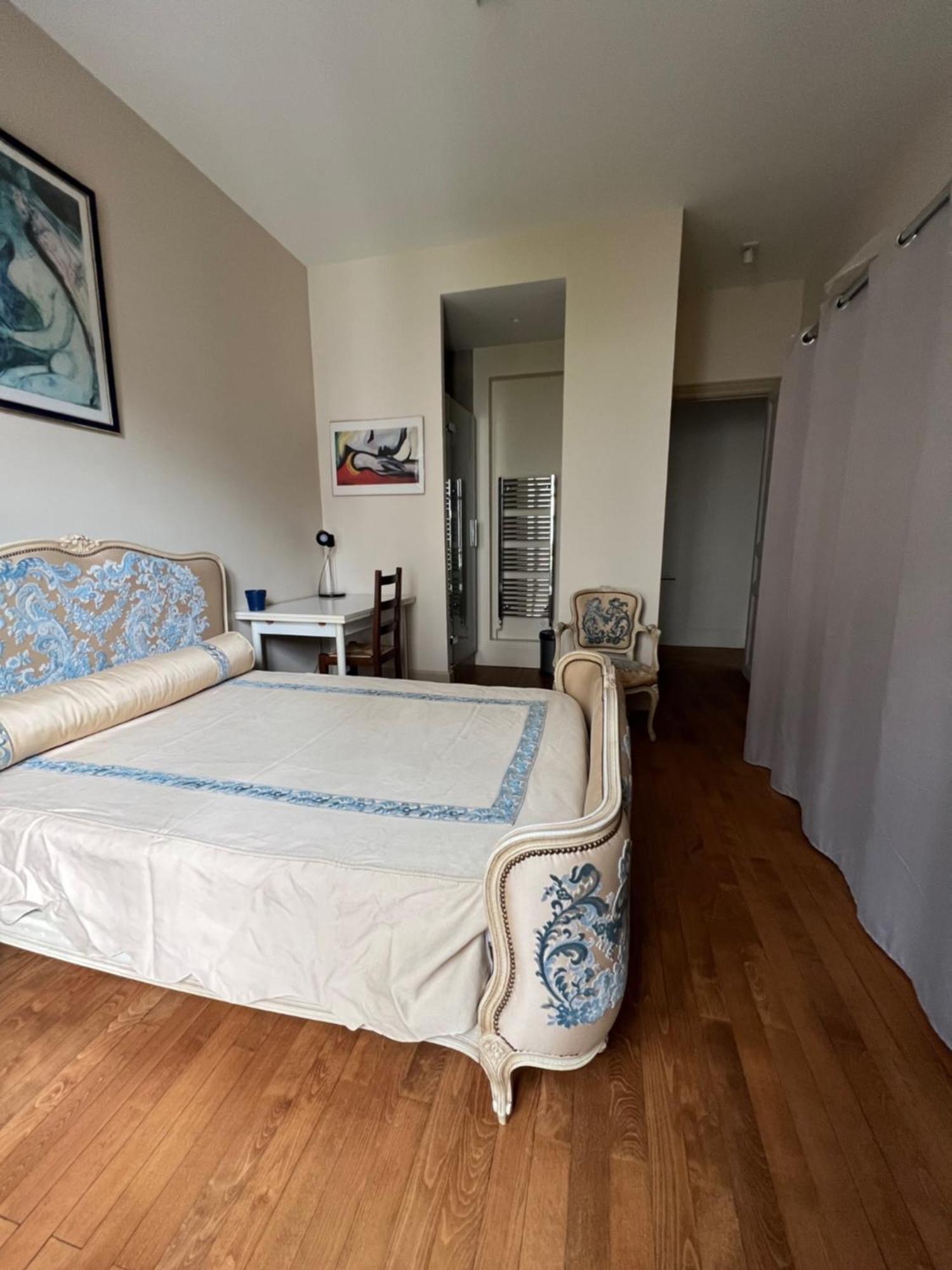 Hyper Centre ,Jolie Chambre Climatisee Avec Parking Securise Gratuit Clermont-Ferrand Esterno foto