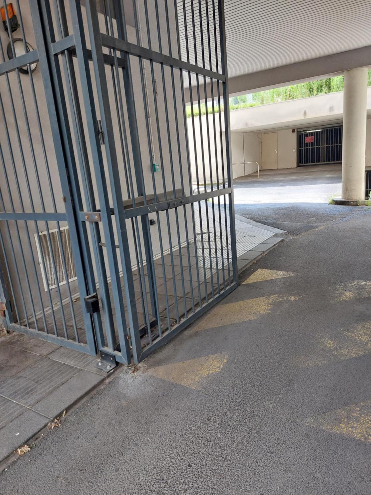 Hyper Centre ,Jolie Chambre Climatisee Avec Parking Securise Gratuit Clermont-Ferrand Esterno foto
